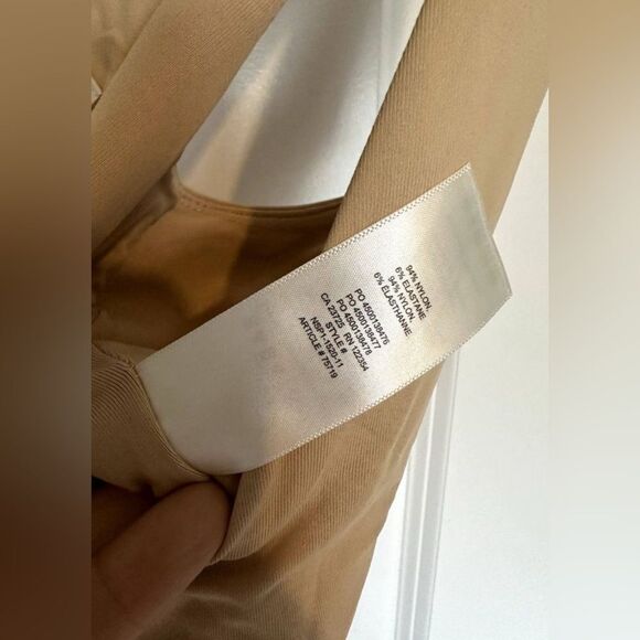 Aritizia Babaton Contour V-Neck Bodysuit Tan Large - Picture 4 of 6